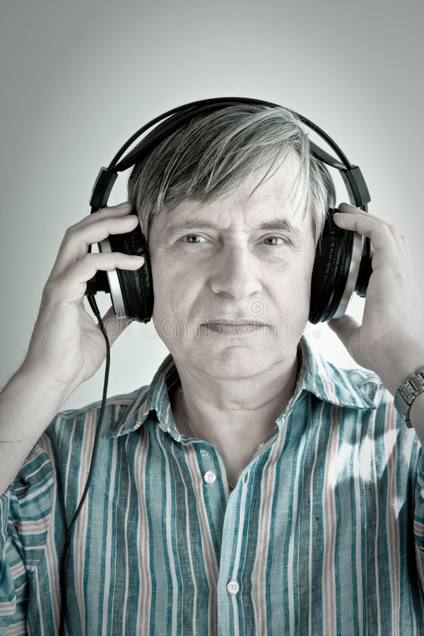 Without Pay Biggest Online Dating Services For Men In Germany