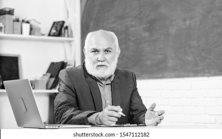 60s Years Old Senior Dating Online Website No Subscription Needed